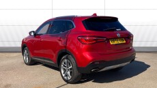 MG Hs 1.5 T-GDI Exclusive 5dr DCT Petrol Hatchback